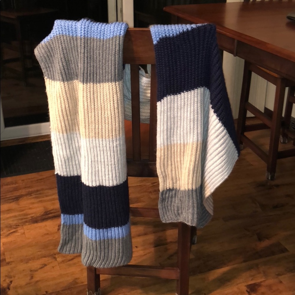 scarf